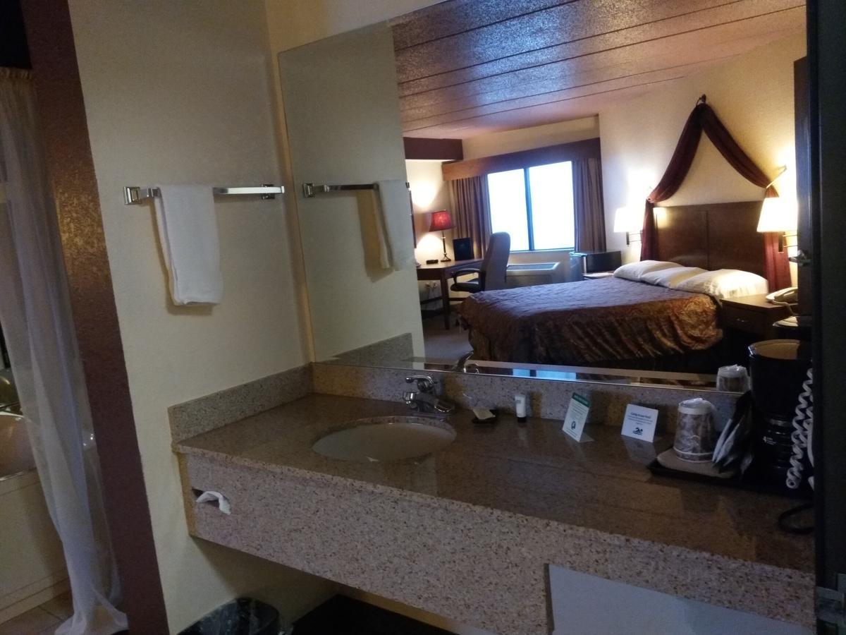 Madelia Hotel & Suites Екстериор снимка