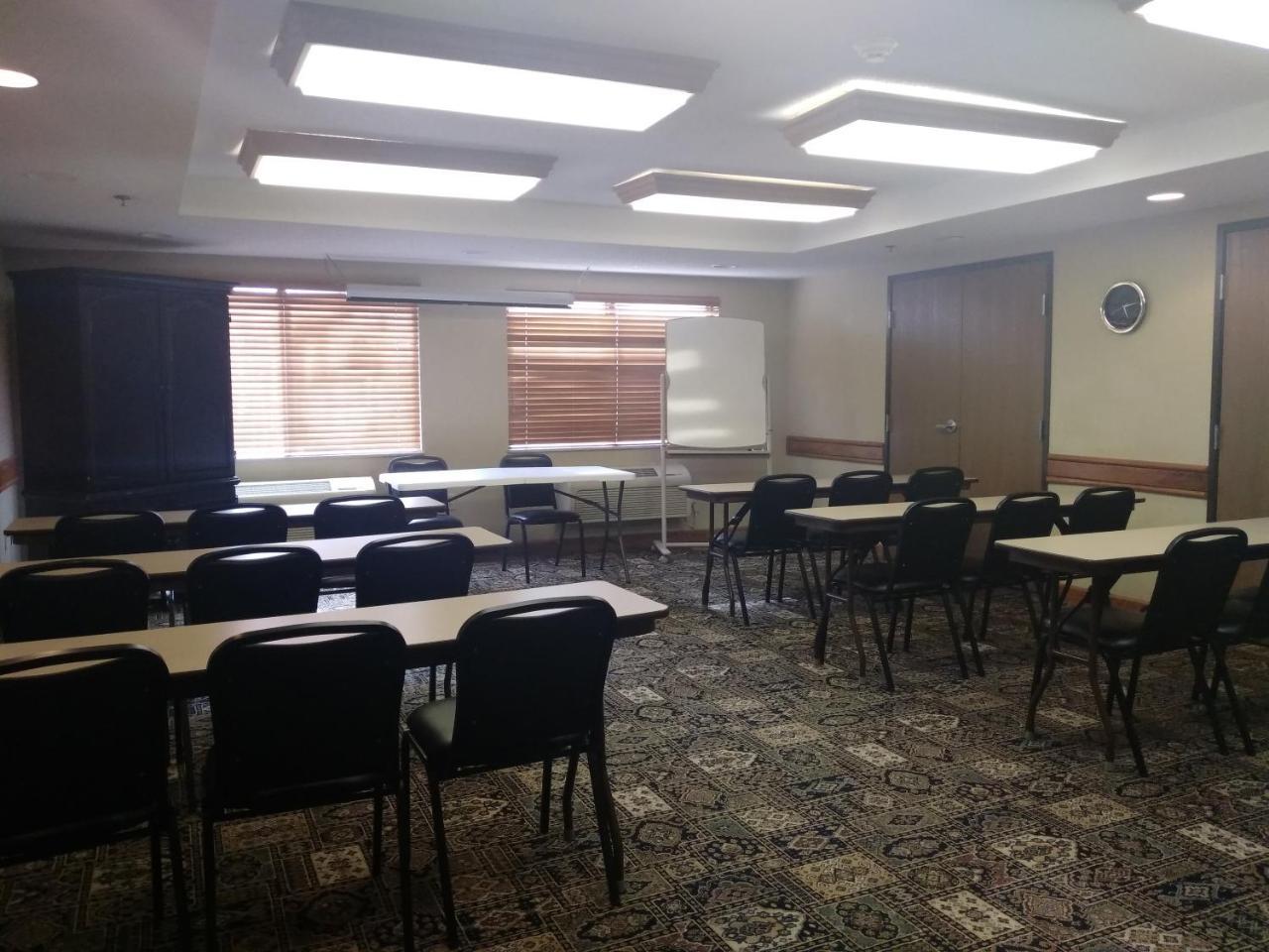 Madelia Hotel & Suites Екстериор снимка