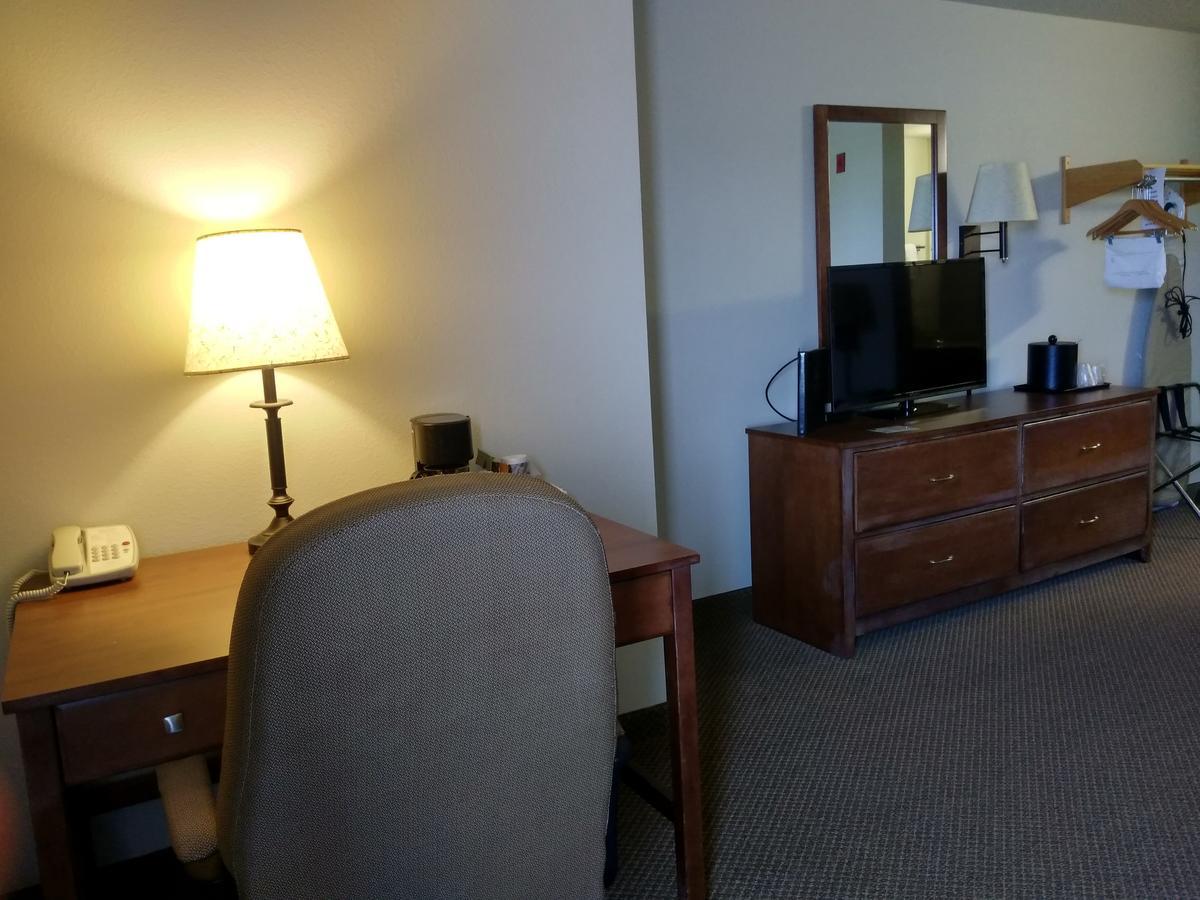 Madelia Hotel & Suites Екстериор снимка