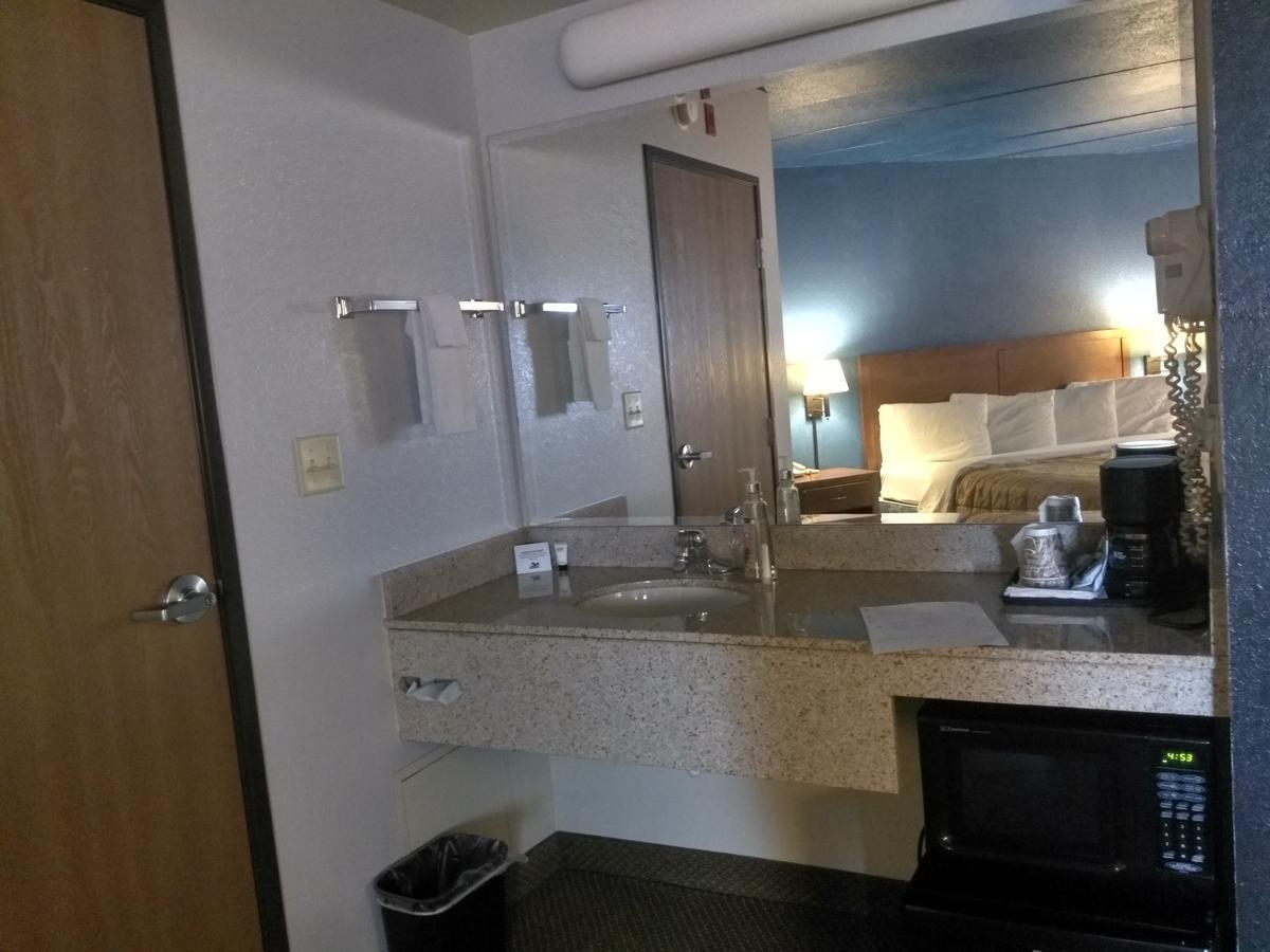Madelia Hotel & Suites Екстериор снимка